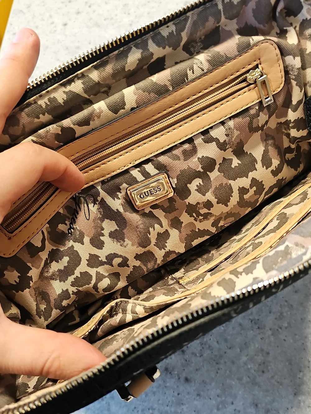 GUESS Black Satchel with Tan Handles and Gold Plaque - Picture 4 of 4